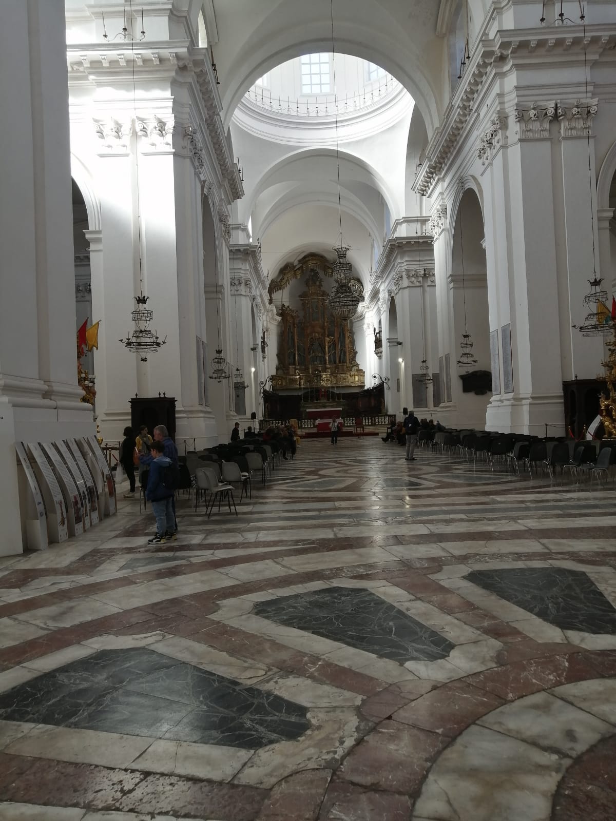 Passeggiando per le vie della nostra città con la guida di Roberto Fiasco